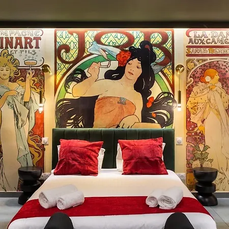 Arc De Triomphe Romantic Jacuzzi Emeraude 아파트 *