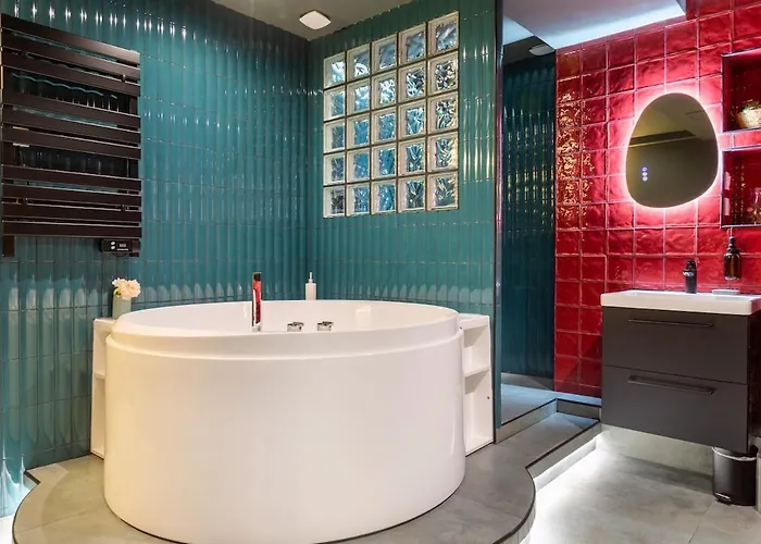 Arc De Triomphe Romantic Jacuzzi Emeraude شقة