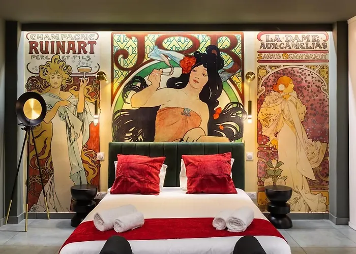 Arc De Triomphe Romantic Jacuzzi Emeraude Daire *